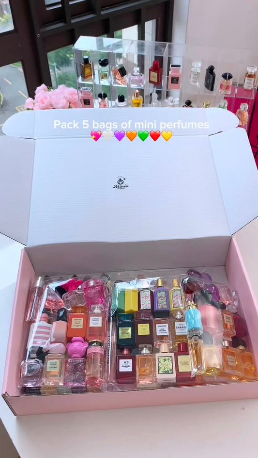 1.2.3.4.5.bags of mini perfumes