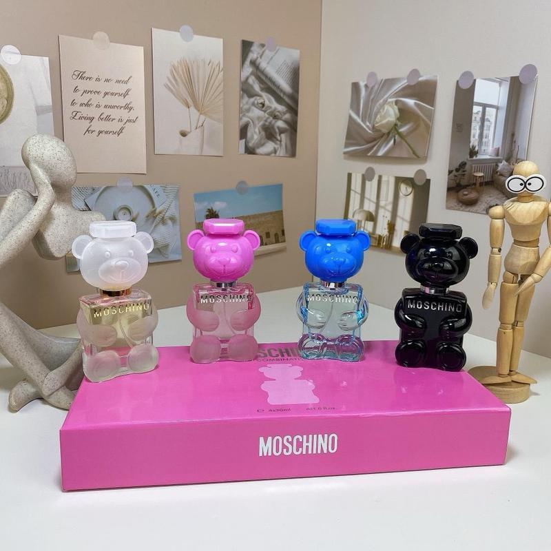 (Valentine's Day Gifts) Moschino Toy Miniatures Women's Pink Perfume Gift Set - 4 x 30ml Bottles